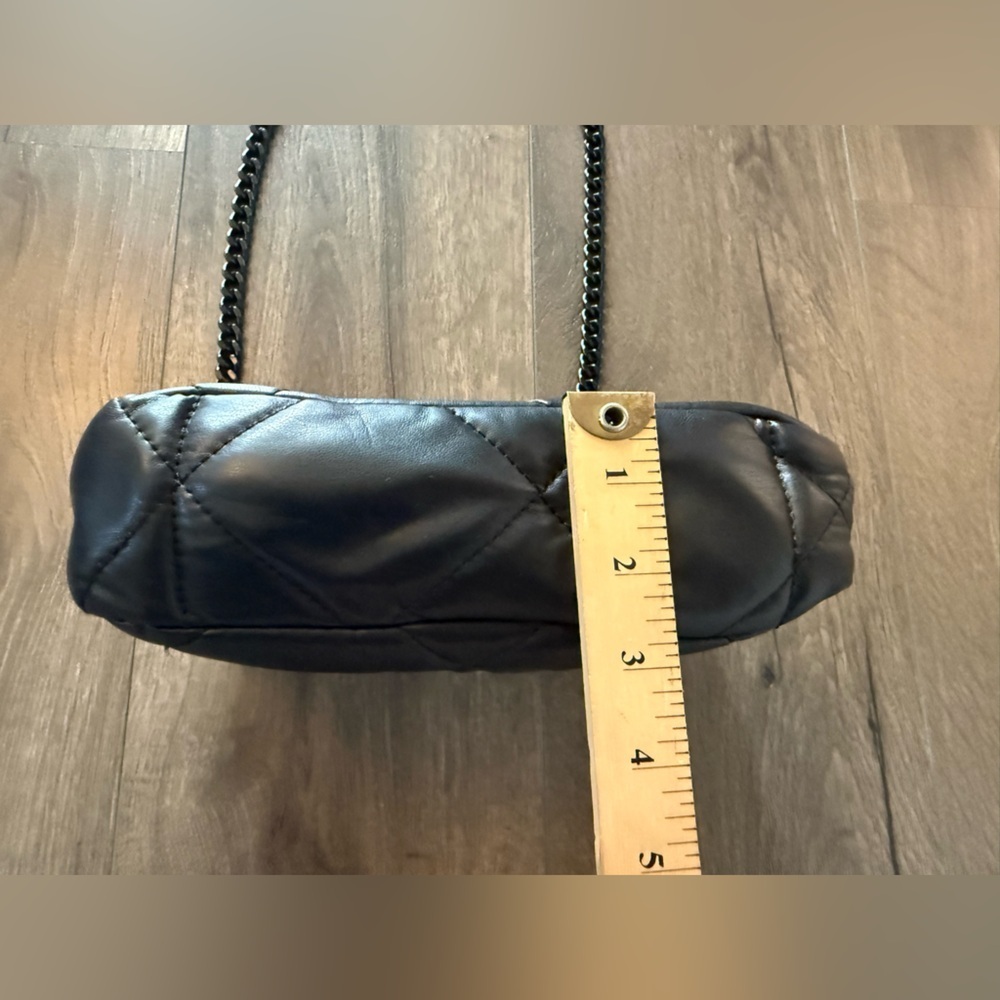 Badgley Mischka Black Quilted Chain Crossbody Bag Edgy Shoulder Purse Handbag - Picture 5 of 15